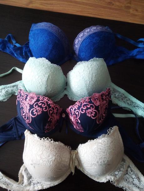 Damske podprsenky 80/85b, 85b