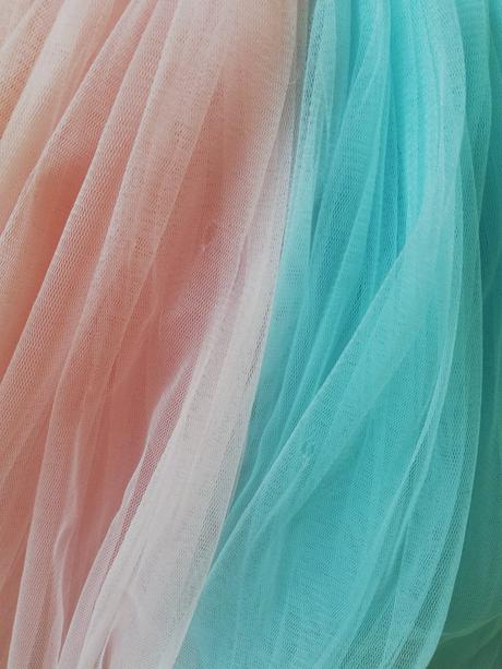 Princeznovské šaty s tutu sukňou, 104