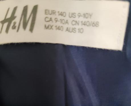 Oblek h&m vhodný na 1.sv.prijímanie, 140