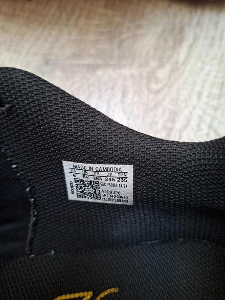 Halovky, adidas,38