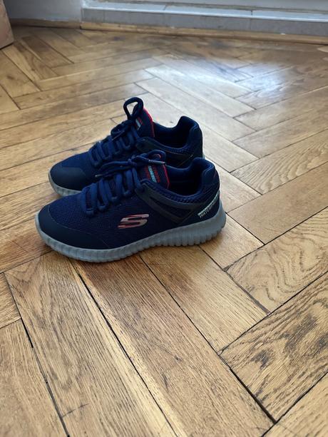 Predám tenisky skechers waterproof , veľkosť 33, skechers,33