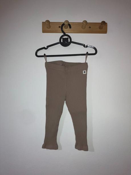 Vrúbkované legíny, lindex,80