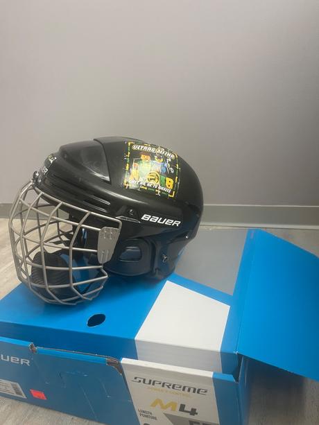 Bauer prilba, bauer,s