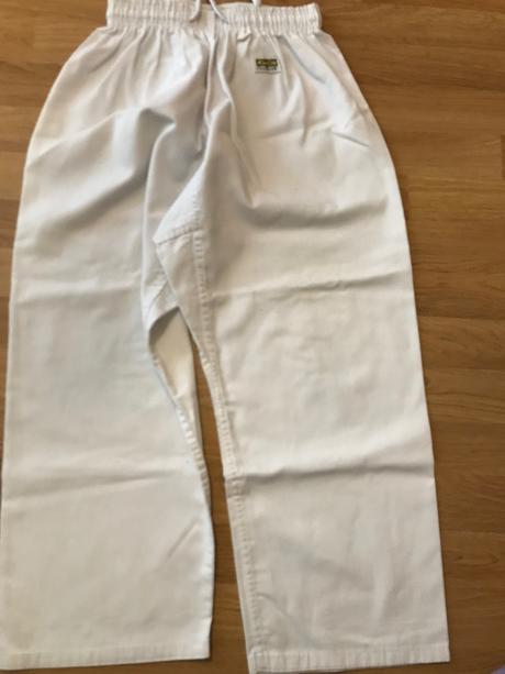 Kimono kwon na karate, 140