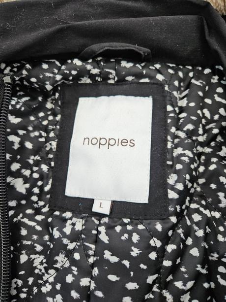 Tehotenská bunda, l