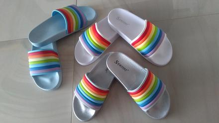 Dúhové šľapky veľkosť 37, 40, 40