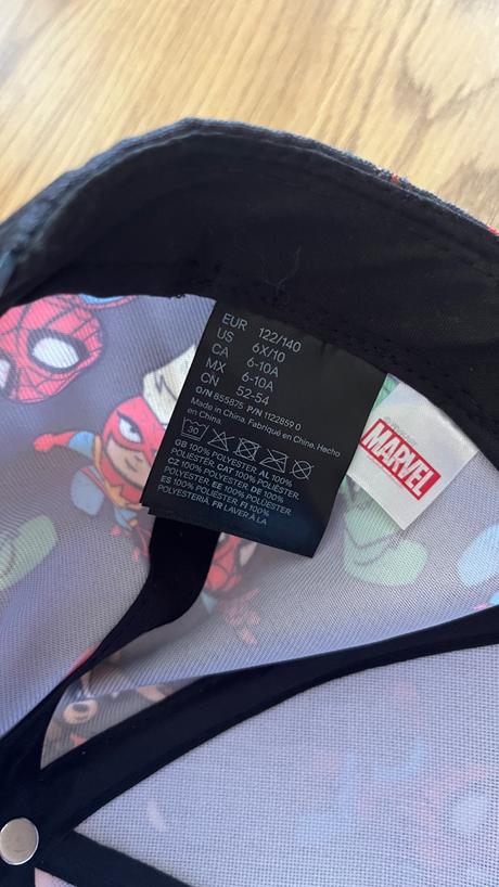 Šiltovka h&m marvel, h&m,128