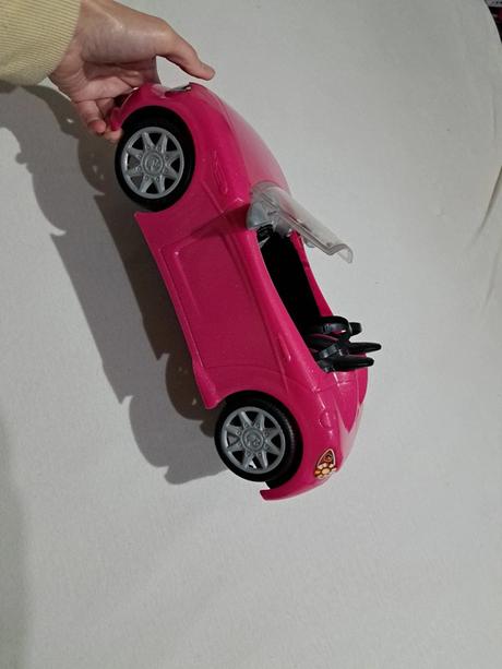 Barbie kabriolet ako novy,
