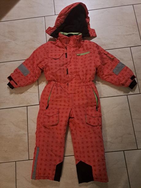 Zimný overal, 104