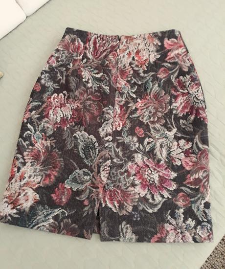 Predám krásnu, novú dámsku sukňu "s", pietro filipi,s