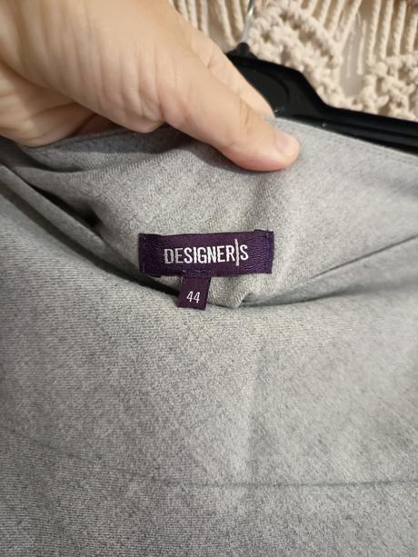 Sukňa po kolená designers, xxl