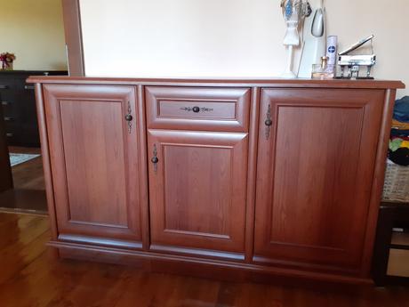 Šatníková skriňa + komody, 