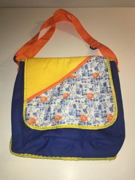 Mimoň crossbody taška,