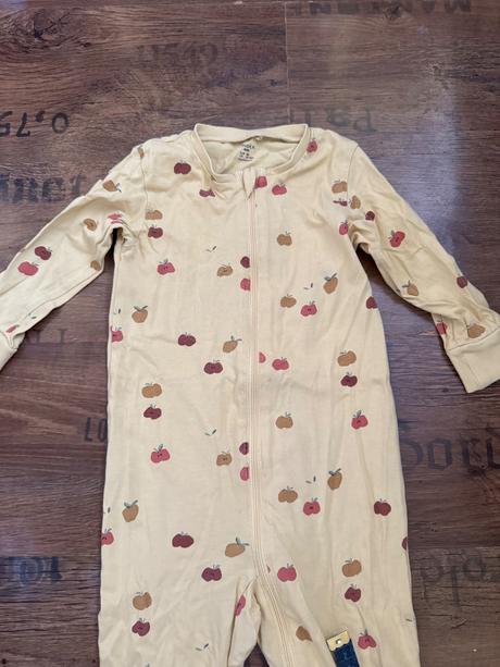 Jabĺčkové pyžamko lindex, lindex,86