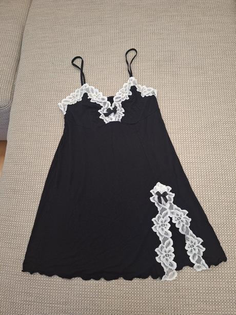 Dámska nočná košieľka, m / s