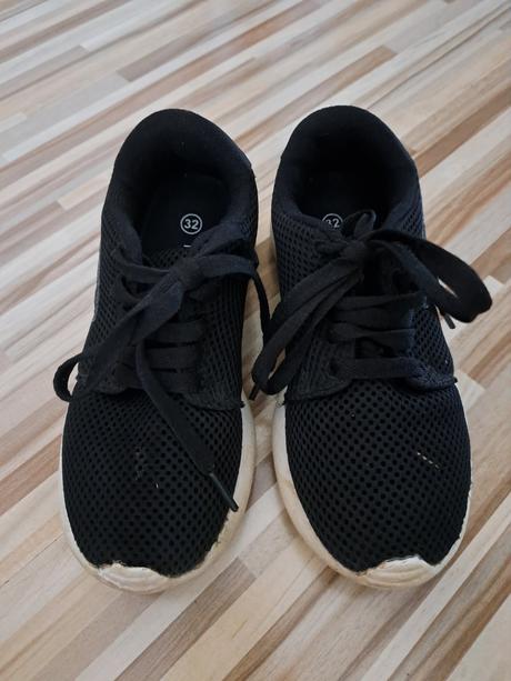 Tenisky, kangaroos,32