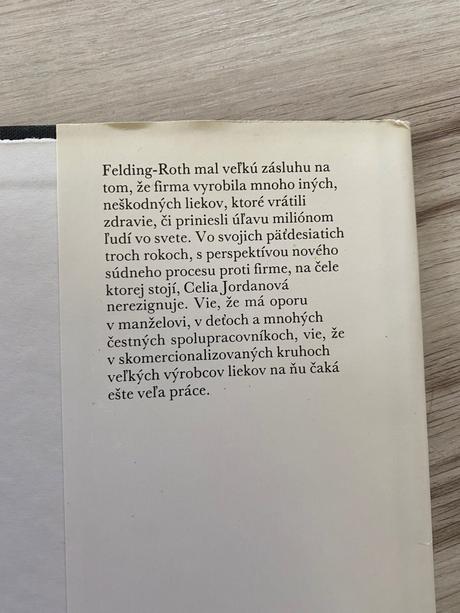 Retro stará kniha arthur hailey liek 1988,