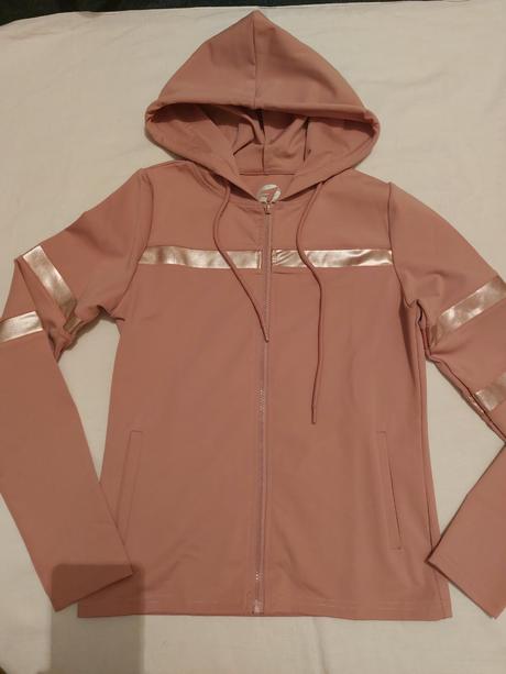 Mikina - darujem k nákupu nad 5, 158