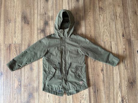 Parka next, next,122