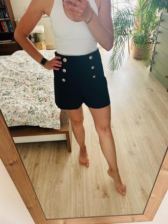 Krásne bermuda šortky značky zara, zara,m