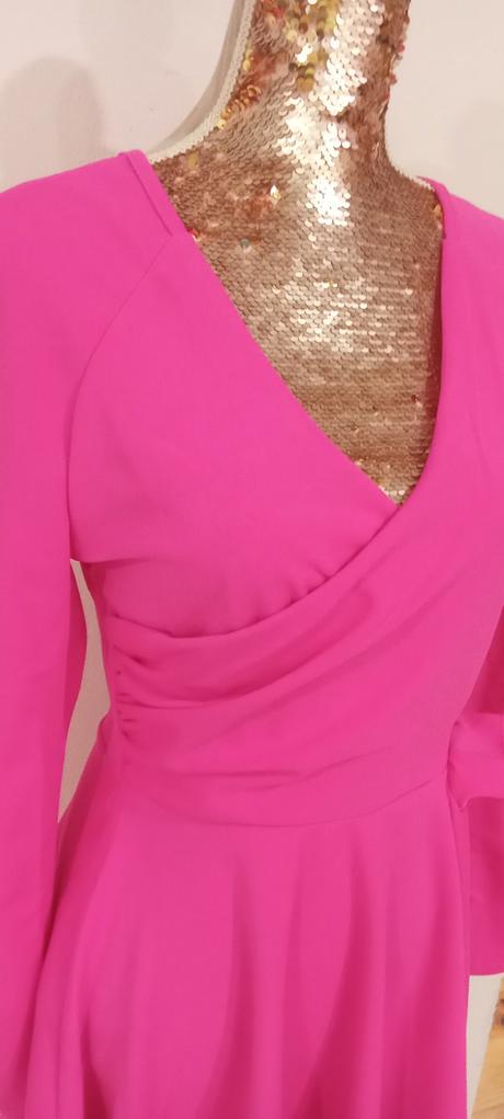 Exkluzívne šaty s ruzou, m