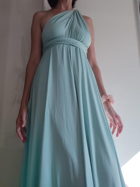 Spoločenské šaty na rôzne spôsoby viazania, 