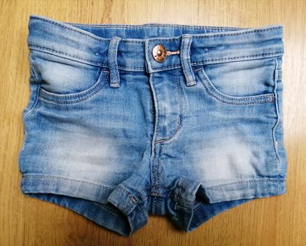 Rifľové kraťasy, h&m,104