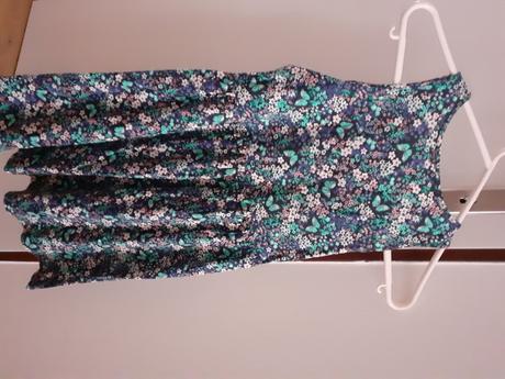 Letne kvietkovane dievcenske saty bez rukavov, h&m,140