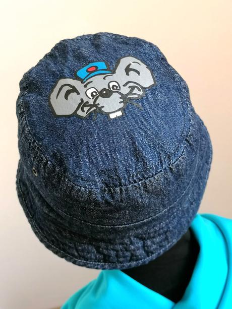 Džínsový klobúčik, 92