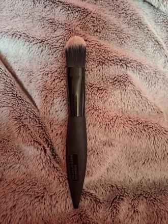 Štetec na makeup,
