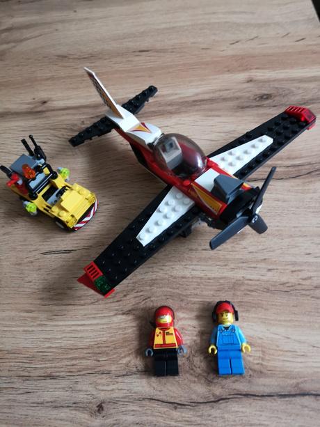 Lego city 60019 kaskadérske lietadlo,