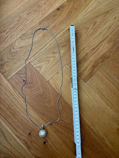 Náhrdelník s perlou bižu, 