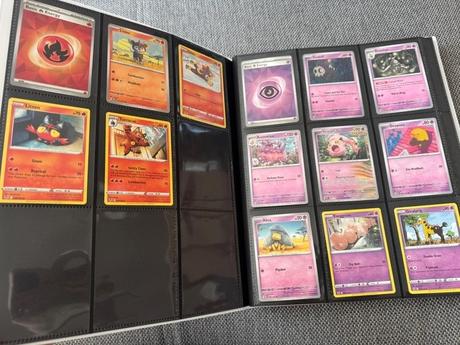 Pokémon originál album so 100+ originál kartičkami,