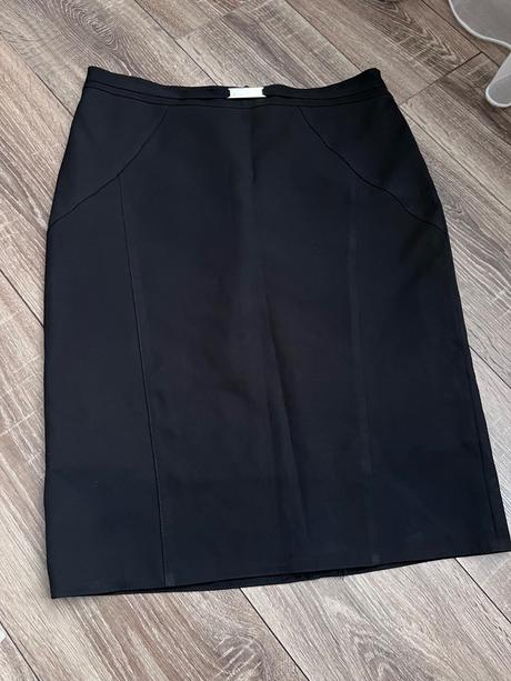 Elegantná sukňa, 44