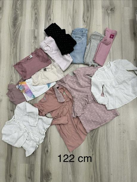 Mix oblečenia, 122–134