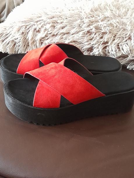 Waw šlapky - papuče z maďarska na platforme, 39