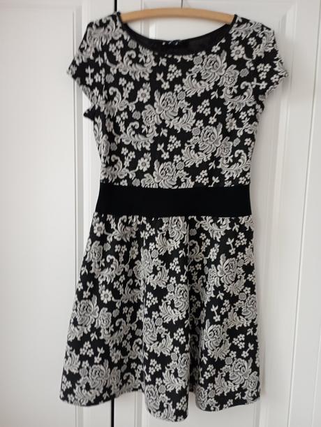 Dámske šaty, new look,m