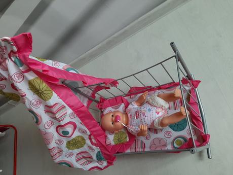 Kolíska pre bábiky, 