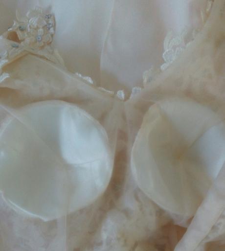 Spolocenske krajkove saty, 36 aj 38, 36