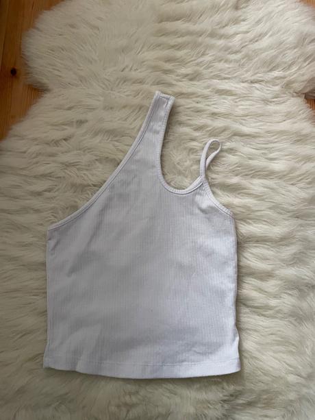 Biele tielko, bershka,s