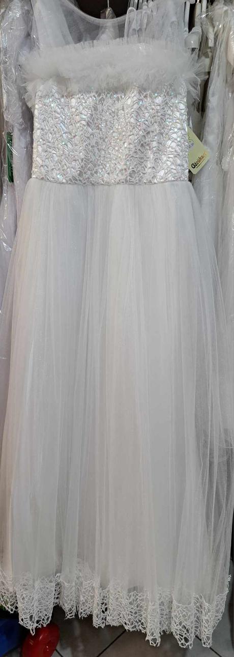 Spoločenské šaty, 122 - 164