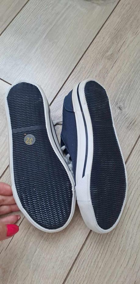 Tenisky f&f velkost 32, f&f,32