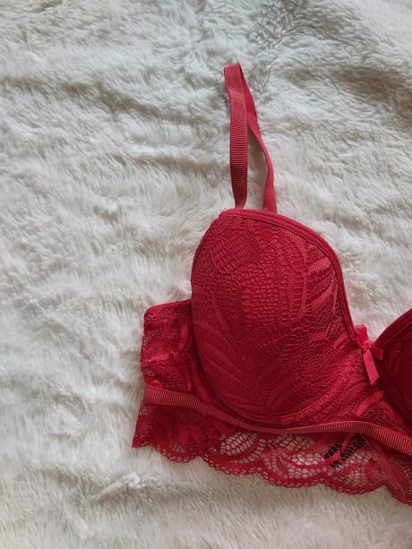 Červená podprsenka., sinsay,70b