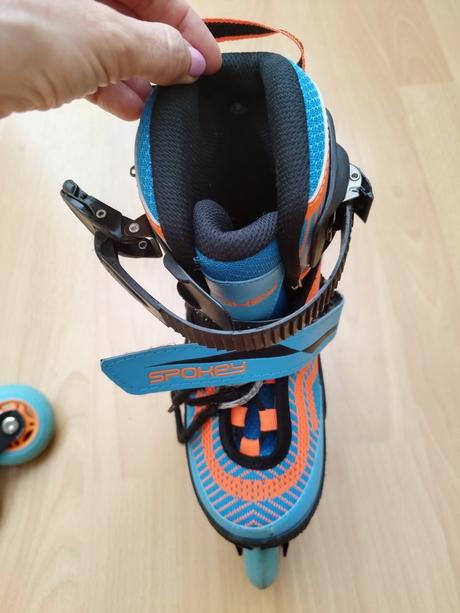 Kolieskové korčule, 30