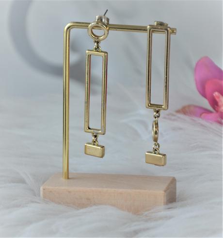 Zaujímavé náušnice, 