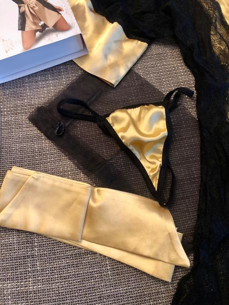 Elegantný satenovo-krajkovy župan, veľkosť uni, m