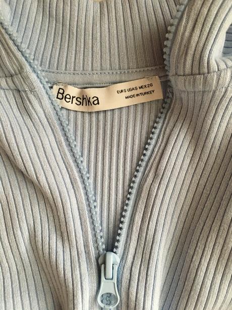 Top so zipsom, bershka,s