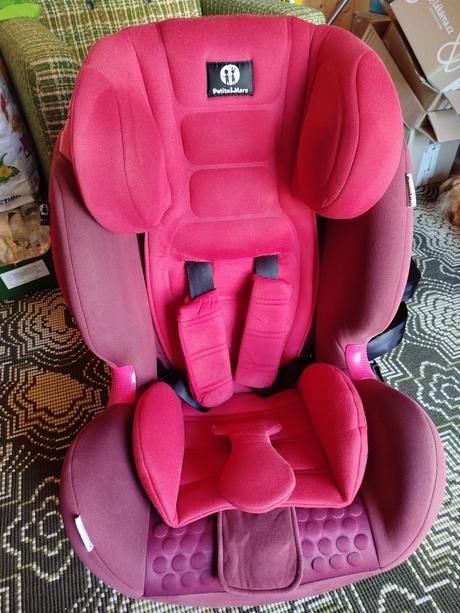Detská autosedačka 9-36kg, petite&mars