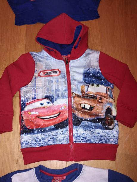 Mikiny a tričko mcqueen, 104