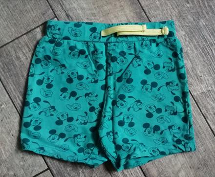 Šortky, disney,98
